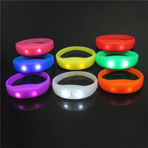 Pulsera Luminosa con Control Remoto para Animar Eventos, Conciertos y Fiestas, Venta al Por Mayor de Fábrica - Product Image 2