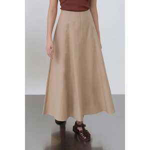 กระโปรงยาวทรงเอวสูงสำหรับผู้หญิง สีเบจ แต่งลายเสือดาว รุ่น 32136ETK - Product Image 3