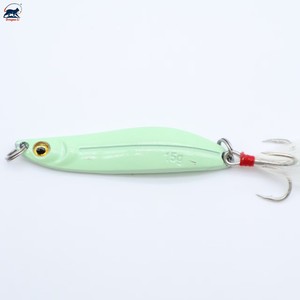 Leurre de pêche lumineux Dragon Li 7g 10g 15g 20g en forme de S avec hameçon triple à plumes, cuillères métalliques qui brillent dans le noir - Product Image 4