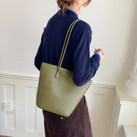 Sac à bandoulière tissé uni pour femme, avec sangle confortable, grande capacité, polyvalent, sac à main à une épaule