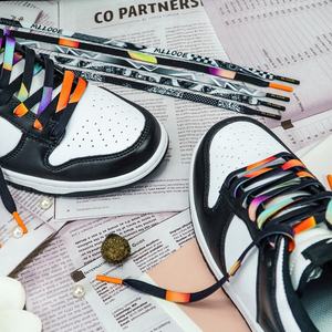 Lacets de sport personnalisés noir et blanc, lacets en polyester imprimés sur mesure pour baskets décontractées et vêtements de mode - Product Image 4