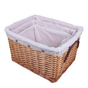 Panier alimentaire rectangulaire en osier fait main et écologique avec poignée en cuir pour le rangement domestique et l'utilisation comme panier à linge élégant - Product Image 1