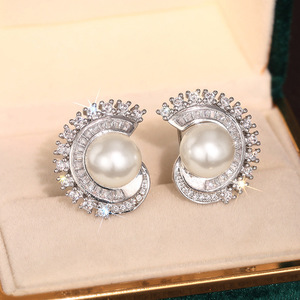Pendientes de Perlas Geométricas Brillantes para Mujer, Joyería Elegante para la Oreja, Moda de Noche - Product Image 2