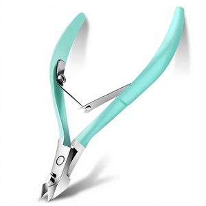 Nail <b>Art</b> <b>Supplies</b> Adult Stainless Steel Curved Cuticle Scissors Wide Jaw Opening Durable Professional Portable Toenail Manicure - Product Image 4
