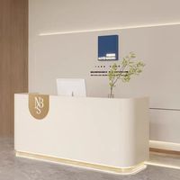Mostrador de recepción moderno de madera blanca en oferta para hotel, gimnasio, oficina, tienda de ropa, mostrador comercial.