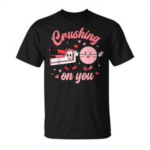 T-shirt pour femme « Crushing On You » pour la Saint-Valentin, pour les infirmières et le personnel médical - Product Image 2
