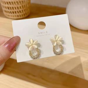 Silver Needle Cat's Eye Trendy <strong>Opal</strong> <strong>Stud</strong> <strong>Earrings</strong> Female Diamond Flower <strong>Earrings</strong> for Women NSJ-0004 - Product Image 3