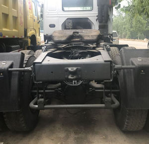 Б/у Тракторная головка sinotruk Howo 6x4 8x4 371HP 375HP 420HP <span class=keywords><strong>Prime</strong></span> mover - Product Image 6