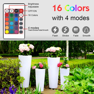 Grands pots <span class=keywords><strong>de</strong></span> fleurs d'extérieur en <span class=keywords><strong>colonne</strong></span> pour pots <span class=keywords><strong>de</strong></span> fleurs d'extérieur éclairés, pots <span class=keywords><strong>de</strong></span> fleurs éclairés à LED rotomoulés - Product Image 2