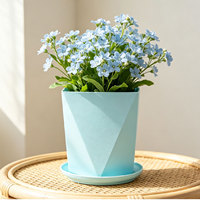 Pot de fleurs carré contemporain en résine avec trou de drainage pour utilisation au sol, intérieur/extérieur, pot de plante durable pour la maison