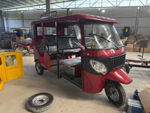 Tricycle électrique pour passagers Tricycle électrique à 3 roues Tuk Tuk et <span class=keywords><strong>taxi</strong></span> <span class=keywords><strong>2</strong></span> rangées de toit souple - Product Image 5