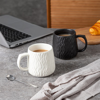 Couple de porcelaine noire de texture givrée à la main nordique tasses tasses bureau à domicile tasse à café en céramique blanche