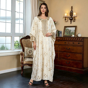 Robe longue kaftan ivoire pour femmes musulmanes Hafizah, broderie florale dorée, manches chauve-souris, robe maxi une pièce, Ramadan, Eid, <span class=keywords><strong>Abaya</strong></span> islamique, vente en gros - Product Image 3