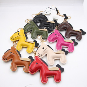 Porte-clés Pendentif Cheval Haut de Gamme Tide Brand Année du Cheval, Plusieurs Couleurs Personnalisables - Product Image 2