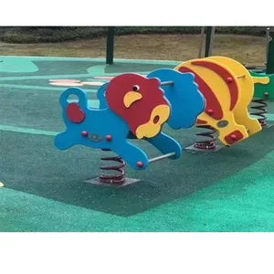 Disegno animale all'aperto giocattolo per bambini primavera cavallo a dondolo e primavera cavaliere