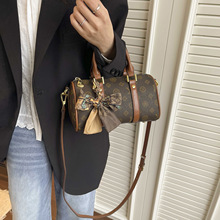 Sac de luxe pour femme haut de gamme, nouveau modèle, sac à main léger et luxueux, sac Boston, sac à bandoulière et sac croisé polyvalent imprimé vintage - Product Image 5