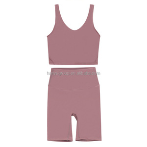 Costume de sport actif en forme de U pour femmes soutien-gorge de Fitness haut et short de <span class=keywords><strong>Yoga</strong></span> ensemble personnalisé dame grande taille ensembles de <span class=keywords><strong>Yoga</strong></span> en gros - Product Image 3