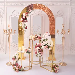 Arco de luxo dourado recomendado e suporte de flores conjunto de ideias de casamento