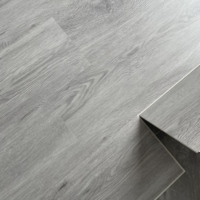 Piso Vinílico Antideslizante e Impermeable 100% SPC para Baño, Oficina y Hotel