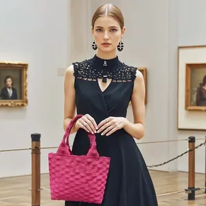 Sac fourre-tout de <span class=keywords><strong>plage</strong></span> ouvert en polyester à motif de fruits, avec fermeture à coquille tricotée, grand format, de luxe, pour femme, et pochette de soirée tendance - Product Image 2