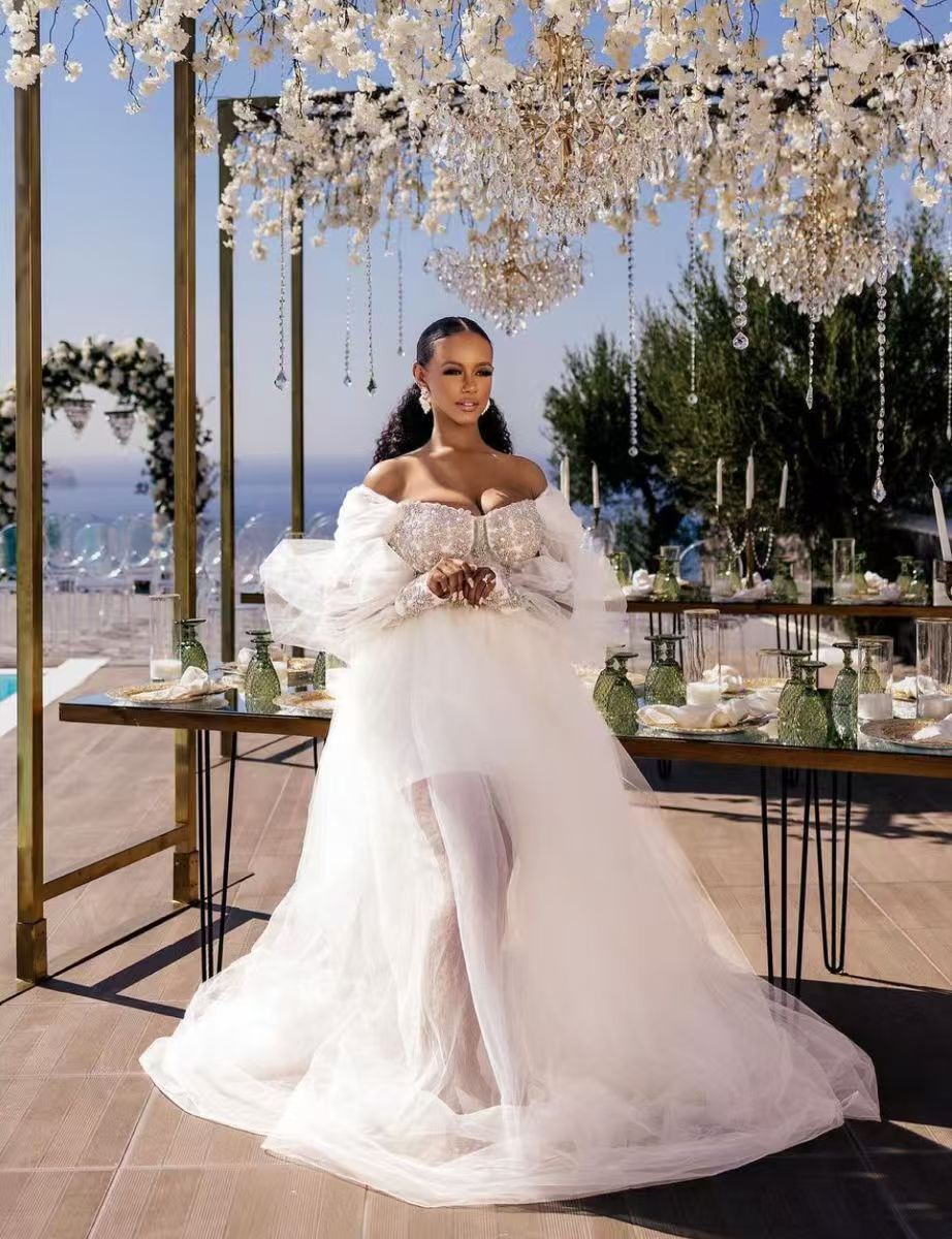 Shop Cheap Ivory Wedding Dresses with Appliques & Beading