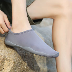 <span class=keywords><strong>Scarpe</strong></span> polivalenti da donna da nuoto in piuma da nuoto per immersioni da surf <span class=keywords><strong>scarpe</strong></span> da acqua sportive da spiaggia - Product Image 5