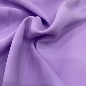 Tissu en mousseline 100 % polyester, fini mat, respirant, teint uni, léger, extensible, antistatique, sans plis, pour robes - Vente en gros - Product Image 2