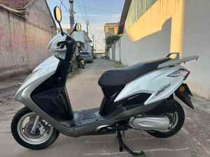 Motos d'<span class=keywords><strong>occasion</strong></span> <span class=keywords><strong>Honda</strong></span> <span class=keywords><strong>125</strong></span> monocylindre <span class=keywords><strong>125</strong></span>-7, <span class=keywords><strong>scooter</strong></span> à deux roues à moteur essence 125cc, motos à essence - Product Image 3