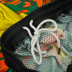 กางเกงขาสั้นตาข่ายสำหรับผู้ชายกางเกงขาสั้นตาข่ายโพลีเอสเตอร์ระบายอากาศได้ดีขนาดใหญ่ออกแบบได้ตามต้องการ - Product Image 2