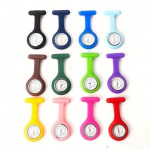 Montre de poitrine en silicone personnalisée OEM pour infirmières, broche mignonne blanche, vente en gros, fabriquée en Chine - Product Image 3
