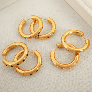 Aros Geométricos Circulares con Incrustaciones de Microcirconitas, Chapados en Oro de 18K, Unisex, para Uso Diario - Product Image 2
