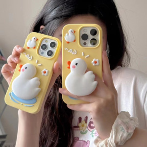 Siliconen hoesje 3D cartoon knijp-eend patroon anti-kras telefoonhoesje beschermer voor iPhone 12 13 14 15 Pro Max - Product Image 1