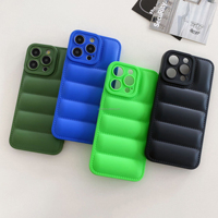 Étui de téléphone élégant style doudoune pour iPhone 17 16 15 14 13 12 11 Pro Max Plus, coque arrière antichute en PC