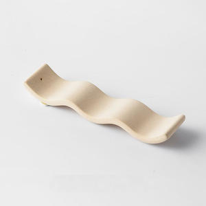 モダンでシンプル 陶器製お香立て ハンドメイド スティックホルダー クリエイティブな線香立て 素朴な香炉 インテリア - Product Image 4