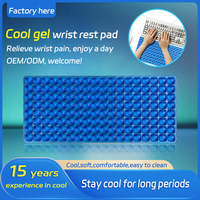 Coussin de refroidissement pour ordinateur portable 3D ergonomique respirant et imperméable à l'eau Gel froid pour PC Gaming avec support de poignet Portable taille universelle pour ordinateur portable