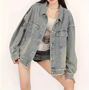 Chaqueta Vaquera Americana Vintage con Parches de Mariposas para Mujer, Diseño Moderno Hip-Hop, Holgada, Lavada, con Botones, para Invierno/Verano - Product Image 3