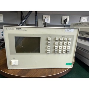 Option de commutateur Lightwave Keysight 86060C 001 017 051 109 206 - Product Image 1