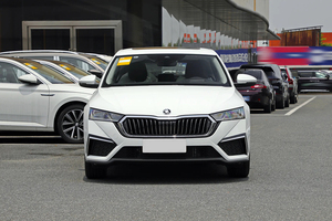 <span class=keywords><strong>Skoda</strong></span> Octavia PRO TSI280 Édition Luxe 1.4L Turbo 7DCT d'occasion 2025 – Berline fiable et économe en carburant pour routes africaines - Product Image 2