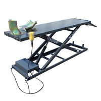Plateforme élévatrice à ciseaux électrique hydraulique pour moto, capacité de levage 300 kg (662 lb) - Catégorie de produit : Élévateurs automobiles