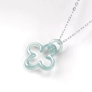 Colgante de jade natural color azul esmeralda con diseño de trébol de cuatro hojas hueco, estilo hielo, para collar y colgante de mujer a la moda. - Product Image 2