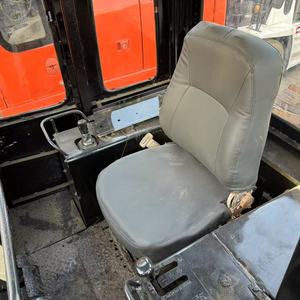 Bulldozer Caterpillar D4C d'occasion hydraulique d'origine, excavatrice de 13,5 tonnes en provenance du Japon à bas prix, approuvé EPA/CE en stock - Product Image 6