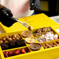 Boîte à gâteaux, boîte à biscuits, boîte à desserts, boîte à desserts personnalisée, plateau en papier, boîte à trempette, boîte de traiteur, boîte de fête