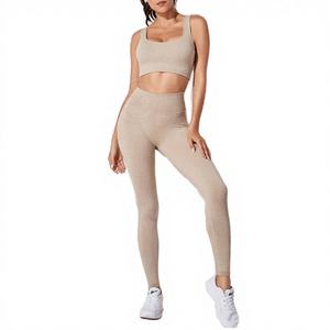 Conjunto Deportivo para Mujer, Transpirable, Ligero, de Secado Rápido, con Sujetador Deportivo y Top de Yoga sin Costuras, con Logotipo en la Parte Delantera - Product Image 3
