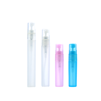 Emballage cosmétique de 5ml 8ml 10ml Désodorisant pour voiture Bouteilles de parfum en plastique à pompe de pulvérisation à brume fine Vente en gros