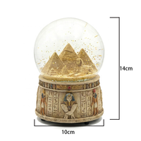 Maßgefertigte Schneekugel mit Ägyptischer Pyramide als Souvenir-Geschenk, 100mm Wasserkugel mit Handbemaltem Künstlerischem Design, Marke ZY