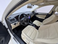 Volkswagen Sagitar d'occasion 2015, édition Confort automatique, conduite à gauche, berline essence, vente en gros, exportation