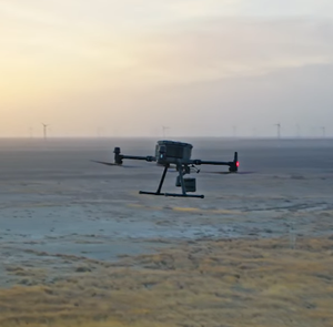 Drone quadricoptère équivalent au DJI Matrice 400 RTK / M350 RTK avec imagerie thermique et cartographie 6K pour la topographie et l'inspection - Product Image 3