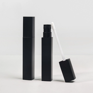 Tubo <span class=keywords><strong>de</strong></span> <span class=keywords><strong>brillo</strong></span> <span class=keywords><strong>de</strong></span> <span class=keywords><strong>labios</strong></span> <span class=keywords><strong>de</strong></span> plástico hueco cuadrado <span class=keywords><strong>de</strong></span> 5,6 ml para glaseado <span class=keywords><strong>de</strong></span> <span class=keywords><strong>labios</strong></span>, bálsamo labial, maquillaje y crema, embalaje <span class=keywords><strong>de</strong></span> loción, cosméticos - Product Image 3