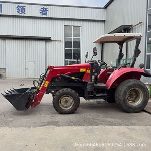 Nuevo Bulldozer Agrícola Rojo 504 de Carga Frontal, Tractor de Cuatro Ruedas para Proyectos de Huertos e Invernaderos - Product Image 2