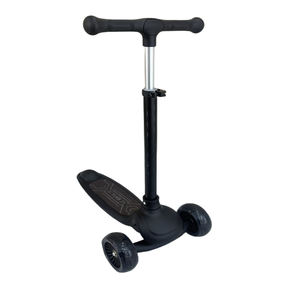 <span class=keywords><strong>Trottinette</strong></span> <span class=keywords><strong>3</strong></span>-en-1 pour enfants de 2 à 6 ans, <span class=keywords><strong>micro</strong></span> <span class=keywords><strong>trottinette</strong></span> pliable à <span class=keywords><strong>3</strong></span> <span class=keywords><strong>roues</strong></span>, glissade clignotante, planche de maintien moderne pour garçons et filles en extérieur - Product Image 4